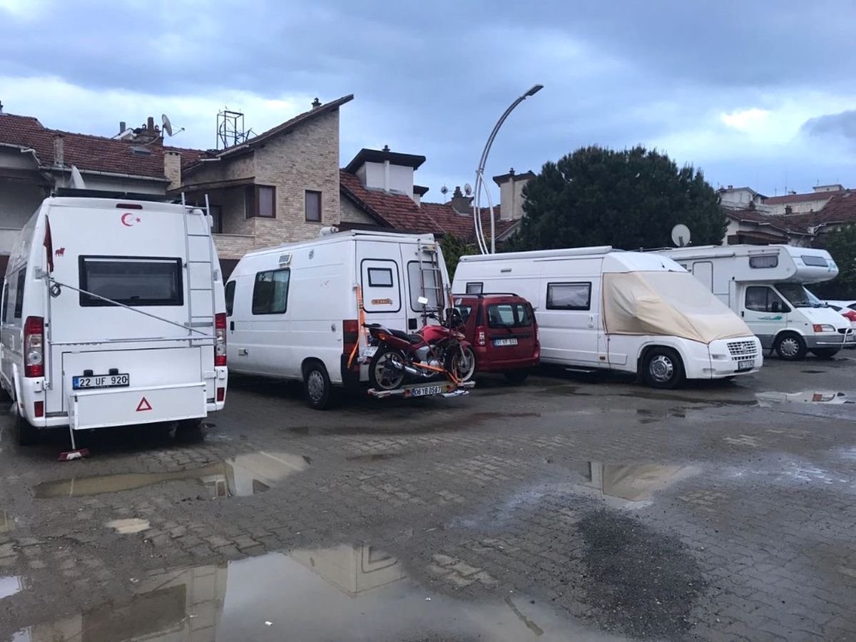 Karavancılarakçakoca\'ya Geldi.