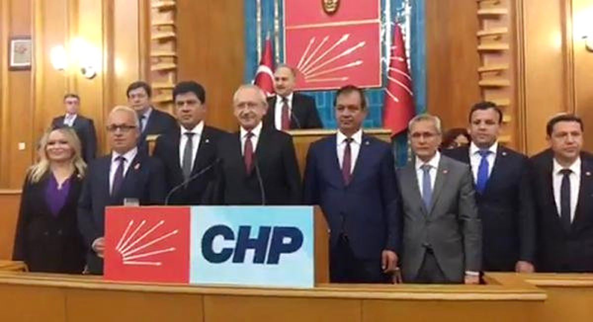 Kemer Belediye Başkanı Gül, CHP\'ye Geçti
