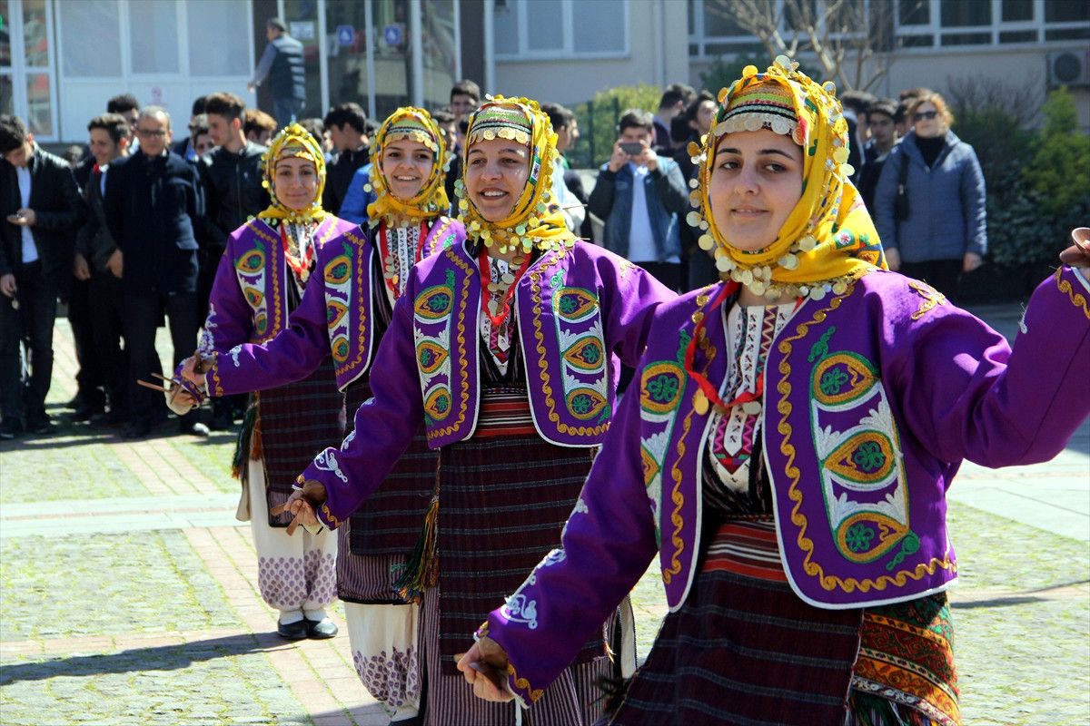 Lapseki\'de Trafik Haftası Etkinlikleri