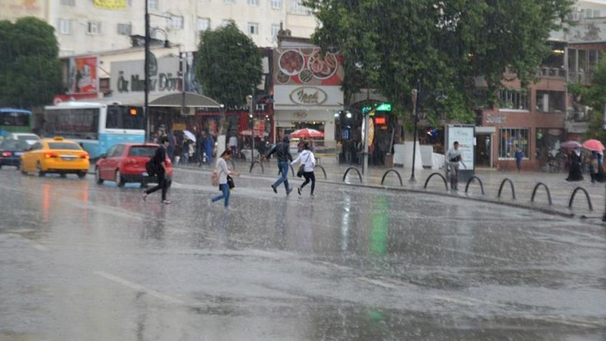 Meteorolojiden Sağanak Uyarısı