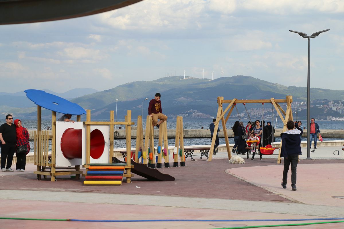 Mudanya Sahili Şekillenmeye Başladı