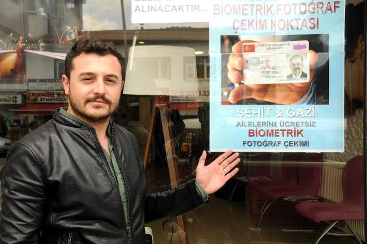 Şehit Aileleri ve Gazilere Ücretsiz Biyometrik Fotoğraf Desteği
