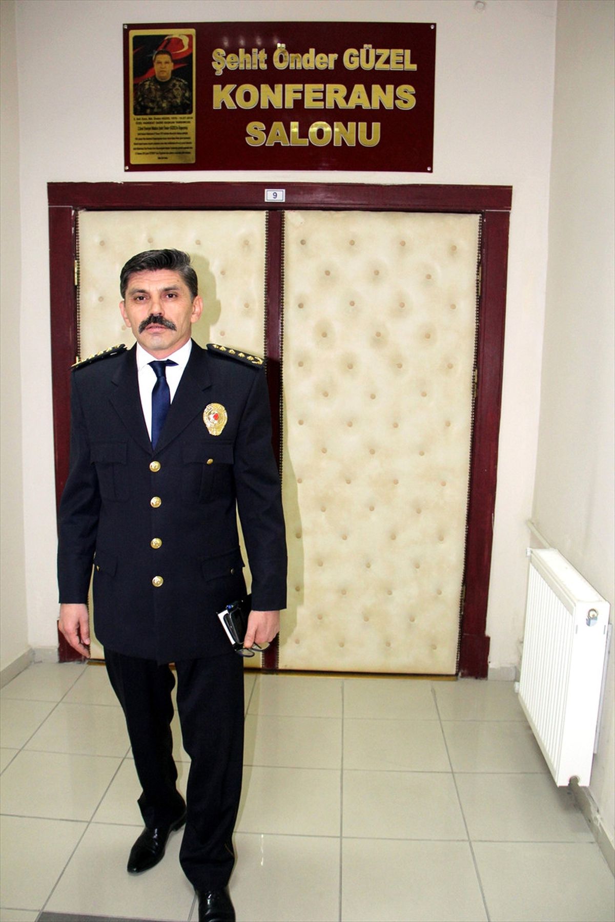 Şehit Güzel\'in Adı Konferans Salonuna Verildi