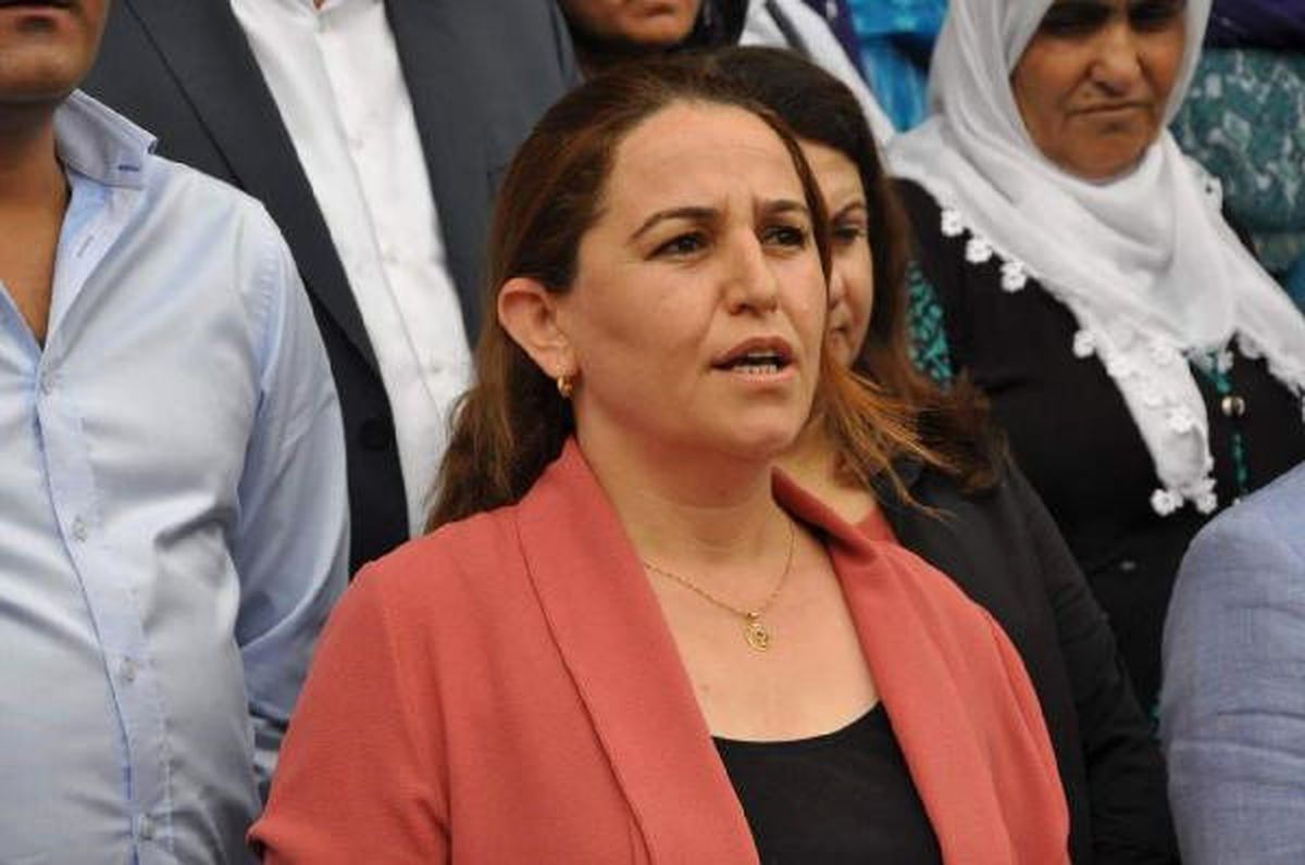 Siirt Belediyesi Eski Eşbaşkanı Epözdemir Gözaltına Alındı