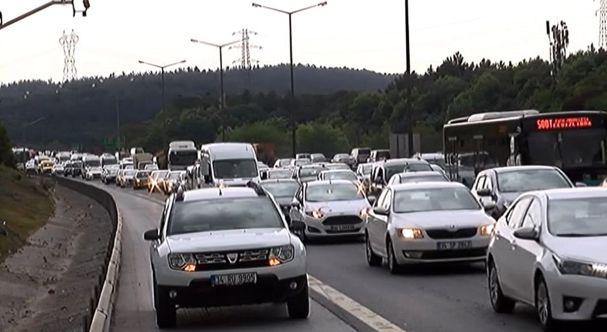 Tem\'i Kilitleyen Kaza: 1 Yaralı