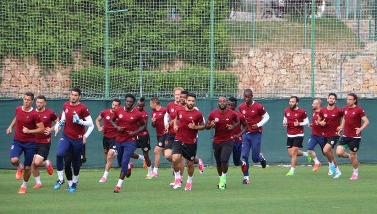 Vagner Love: Gol Krallığındaki Yarışımız Devam Ediyor
