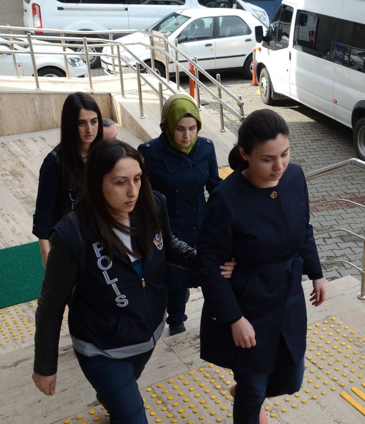 Zonguldak\'ta Fetö Soruşturması: 2 Avukat Adliyeye Sevk Edildi