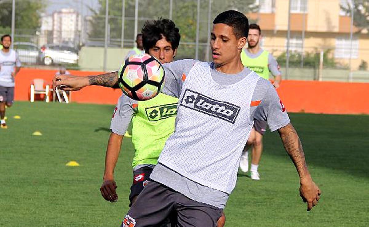 Adanaspor Pas Çalıştı