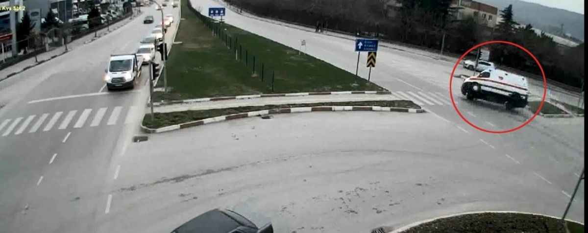 Aksaray\'daki Trafik Kazaları Mobese Kamerasında