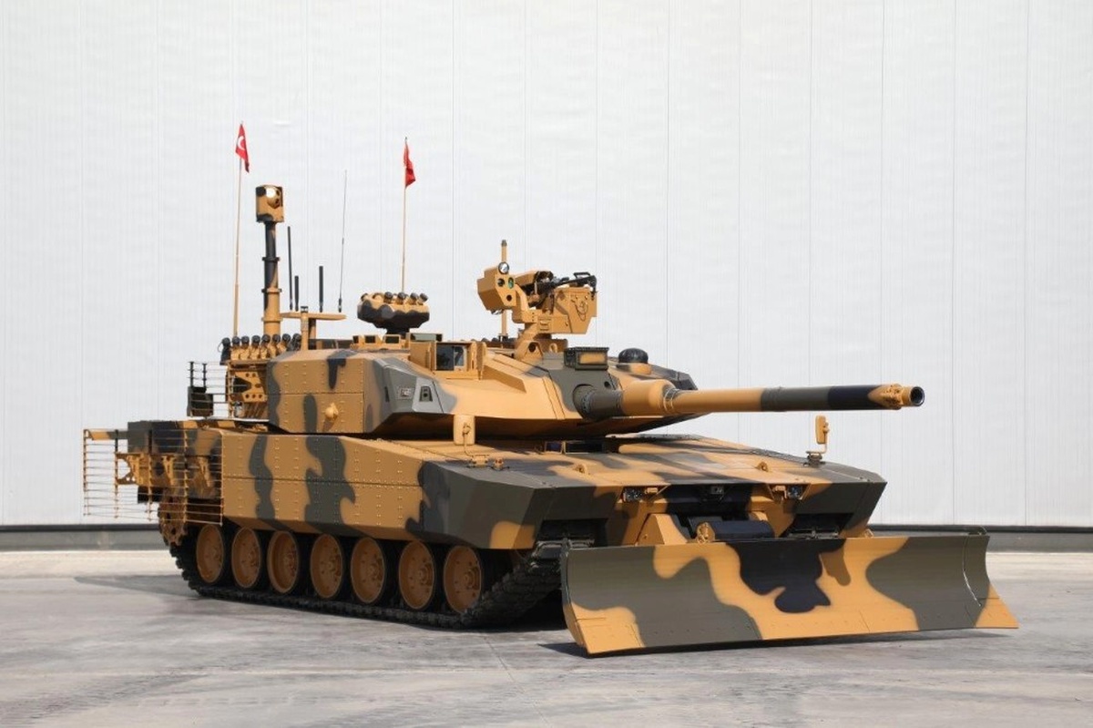 Altay\'ın Aht Versiyonu İlk Kez Sergilendi