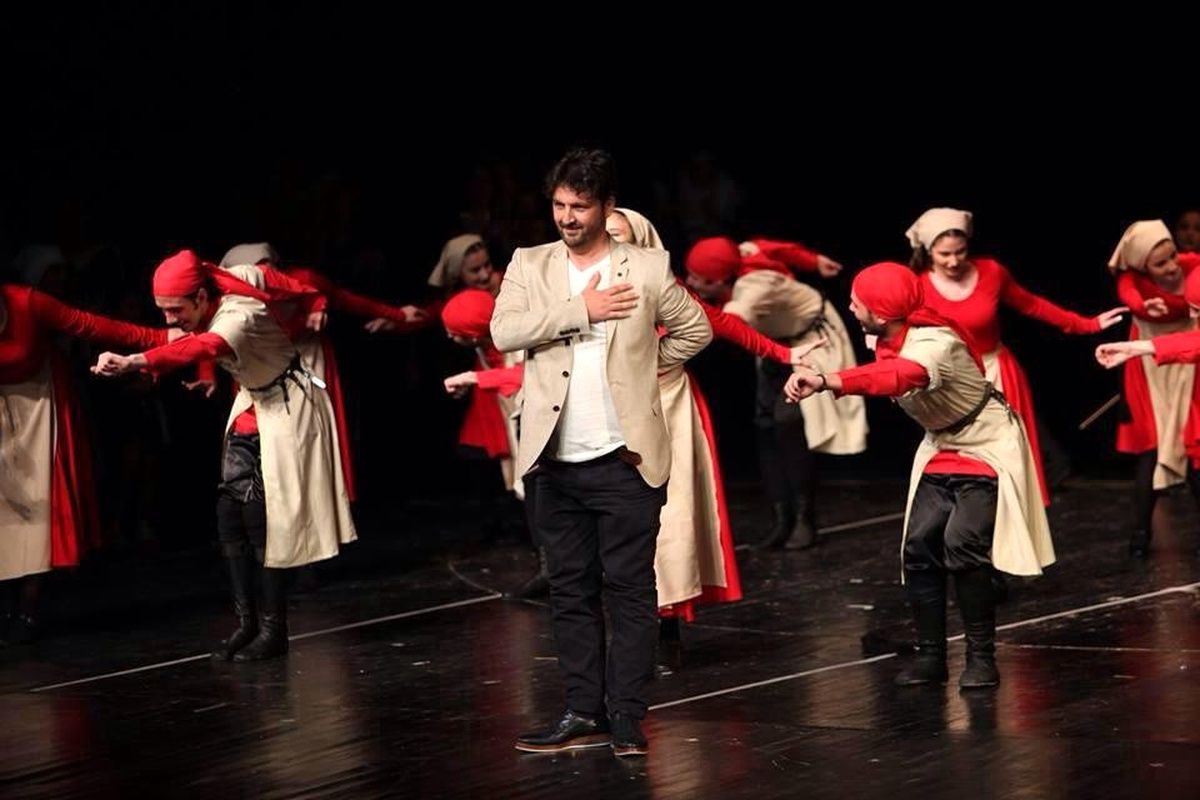 Amra Kafkas Halk Dansları Topluluğu Sezon Finalini Gerçekleştirecek