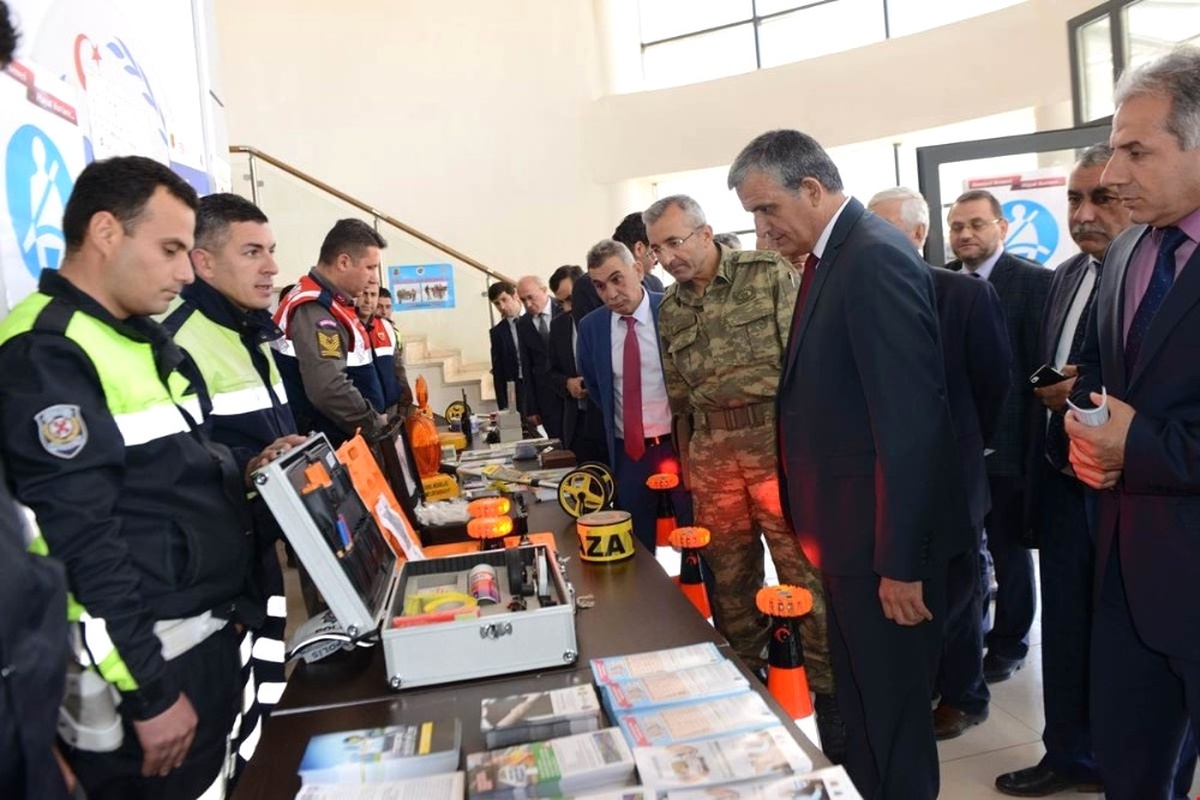 Ardahan\'da "Trafik Haftası" Etkinlikleri Düzenlendi