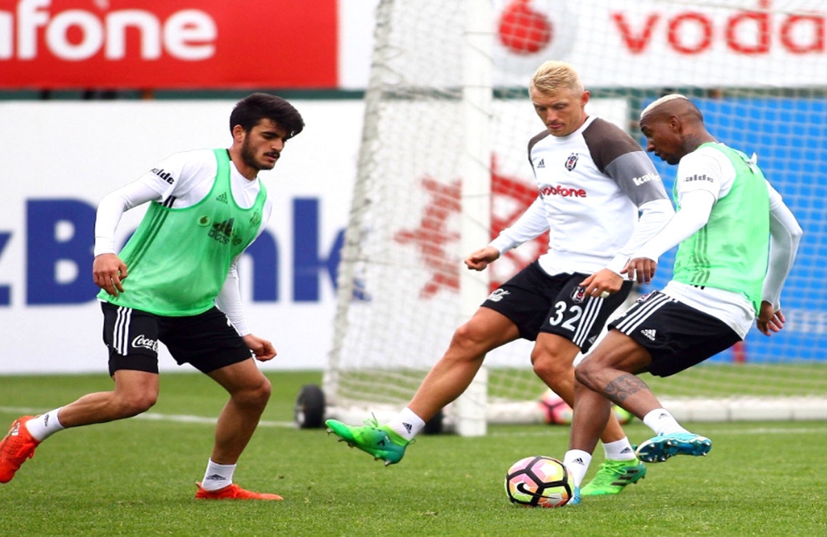 Atiba, Tolgay Arslan ve Demba Ba…