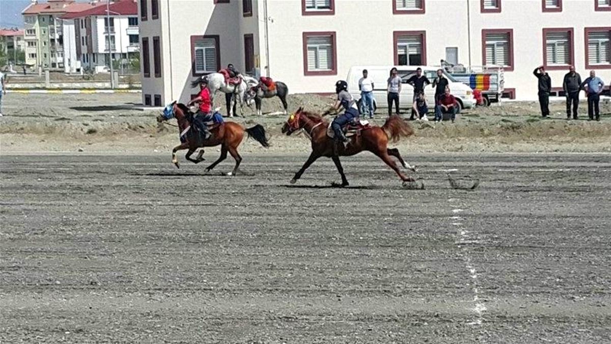 Atlı Cirit\'te Finalistler Belli Oldu