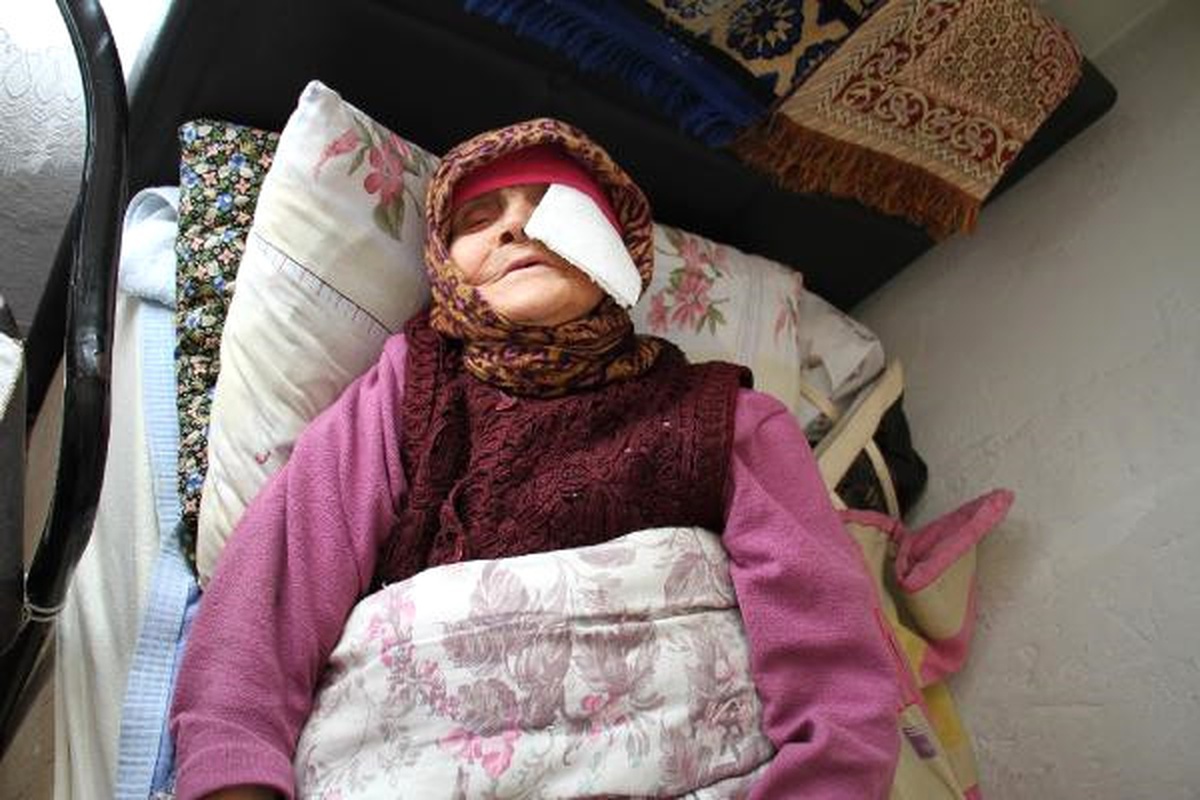 Attığı Tweetle Yaşlı Kadına Yardım Gelmesini Sağladı