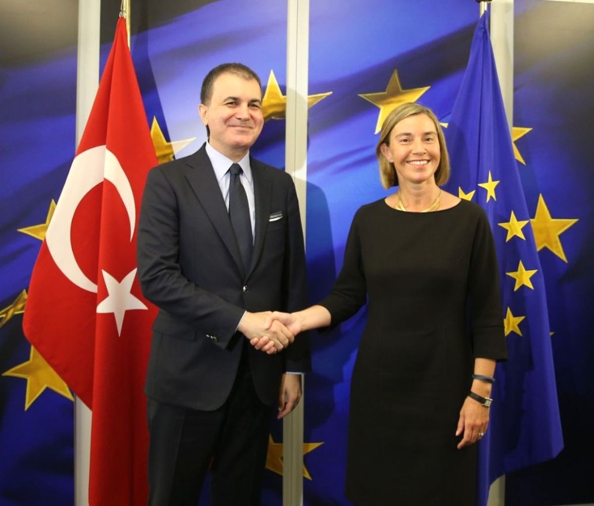 Bakan Çelik, Brüksel\'de Mogherini ile Görüştü