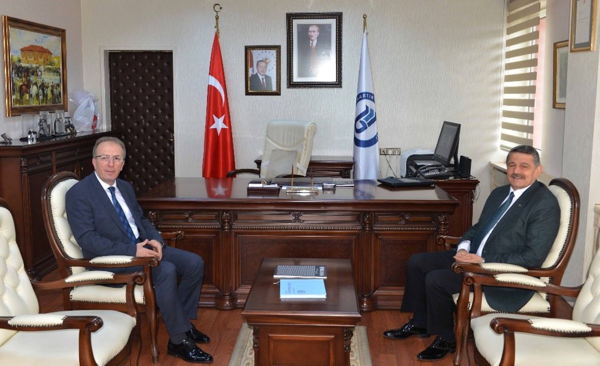 Başkan Akın\'dan Rektör Uzun\'a Tebrik Ziyareti