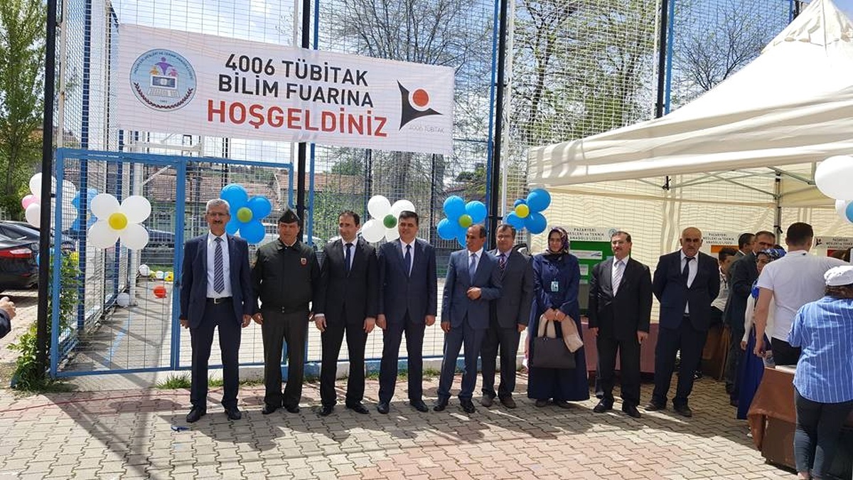 Başkan Yalçın, Tübitak 4006 Bilim Fuarı\'na Katıldı