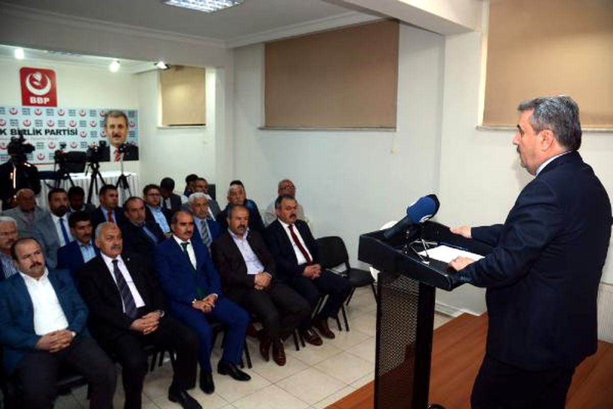 BBP Genel Başkanı Mustafa Destici, "İdam Konusunda Elinizi, Kolunuzu Bağlayan Nedir?"