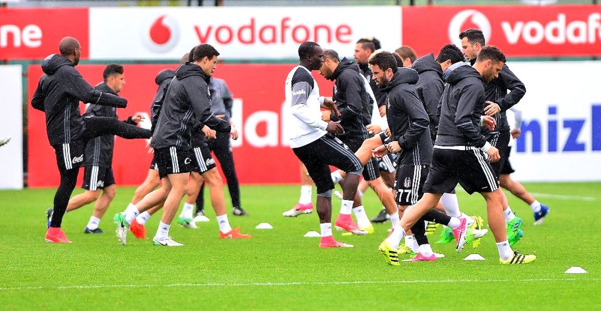 Beşiktaş, Hazırlıklarını Sürdürüyor