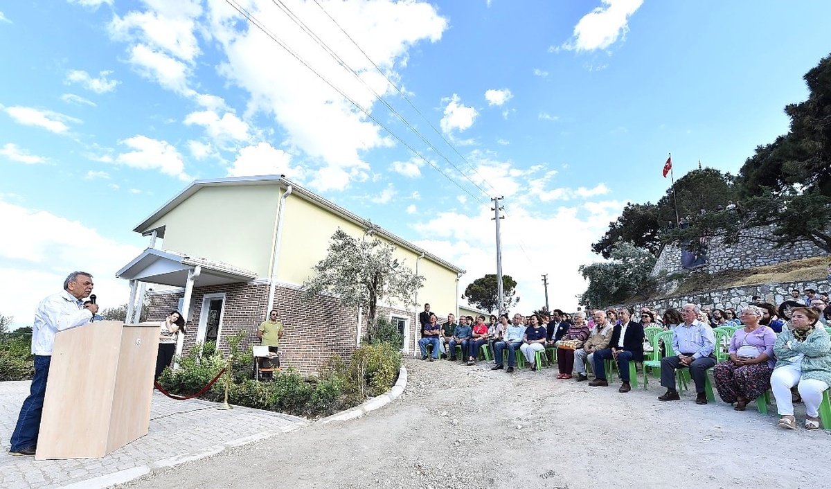 Büyükşehir\'den Karaburun\'a Zeytin Okulu
