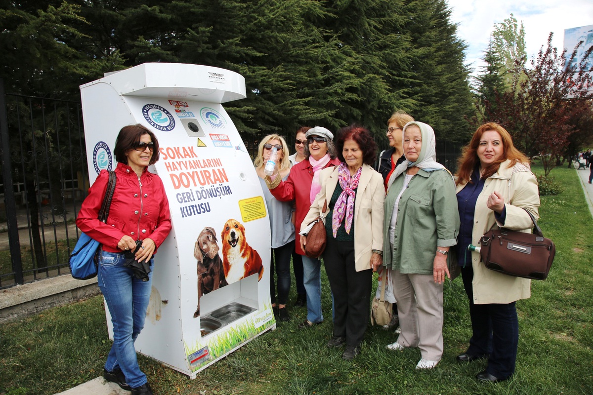 Büyükşehir\'den Sokaktaki \'CAN\'LAR İçin Mamamatik