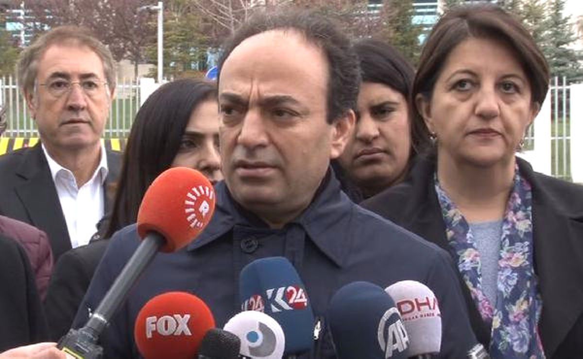Dha Ankara - Hdp, Tutuklu Vekiller İçin Anayasa Mahkemesine Çağrıda Bulundu
