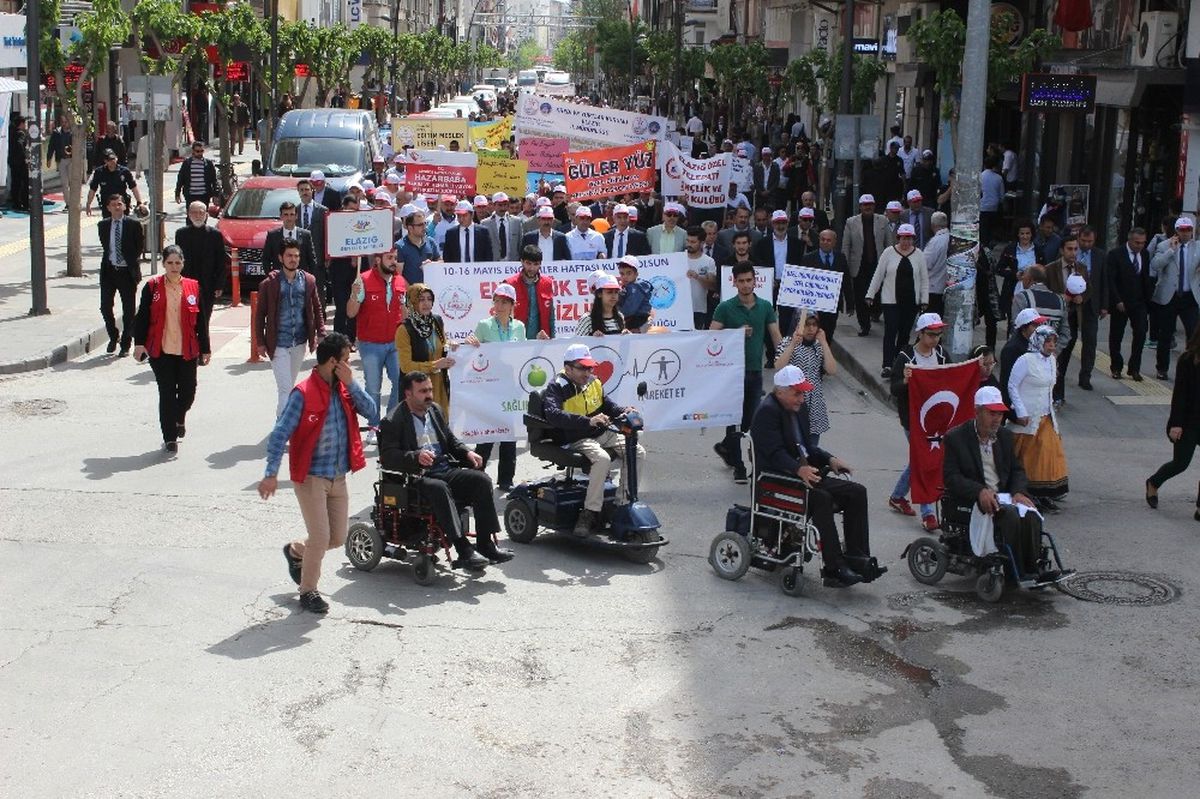Elazığ\'da Engellilerden Farkındalık Yürüyüşü