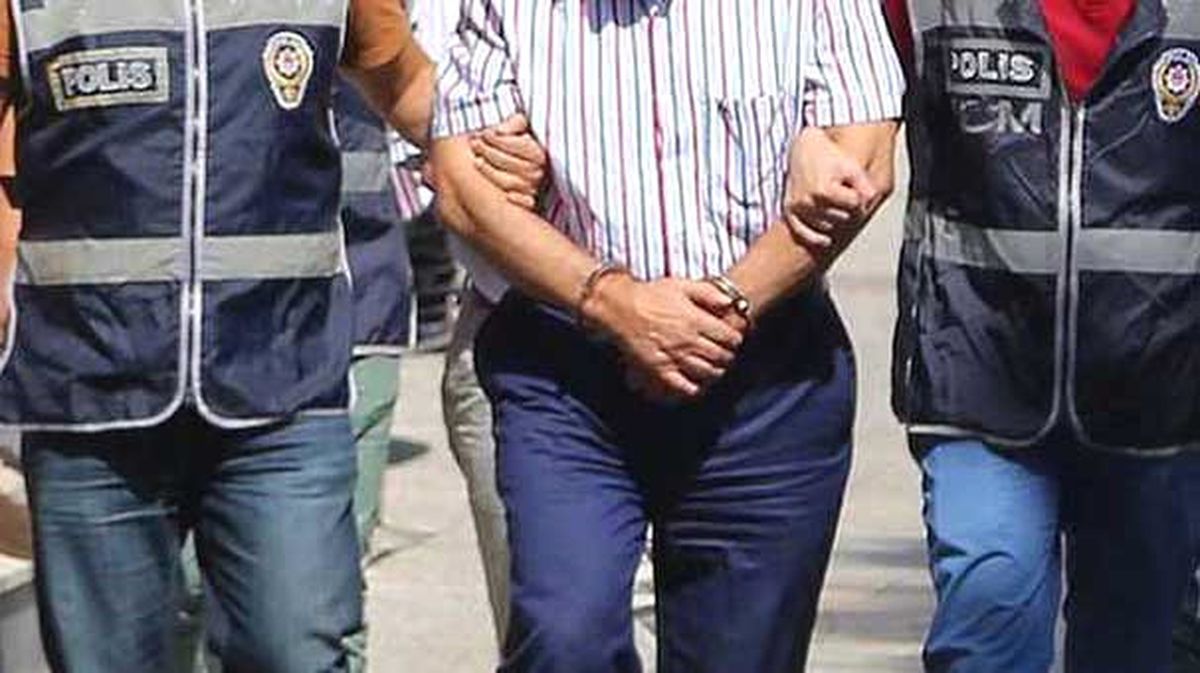 Fetö\'nün Dernek Yöneticilerine Tutuklama