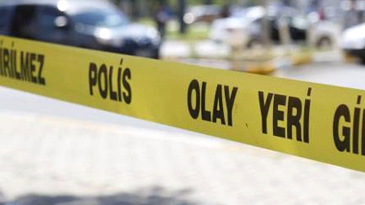 Fetö Şüphelisi Polisten Kaçarken Yüksekten Düştü