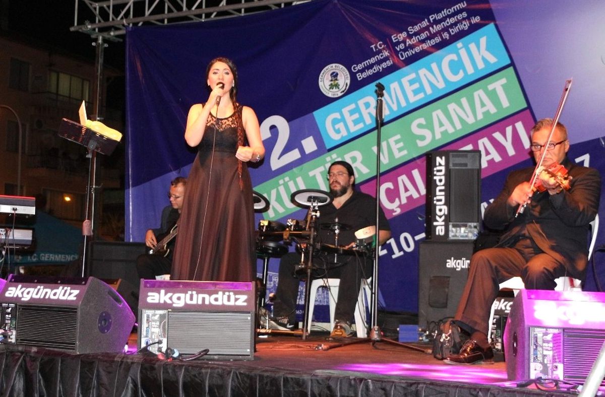 Germencik\'te Konser Büyük İlgi Gördü
