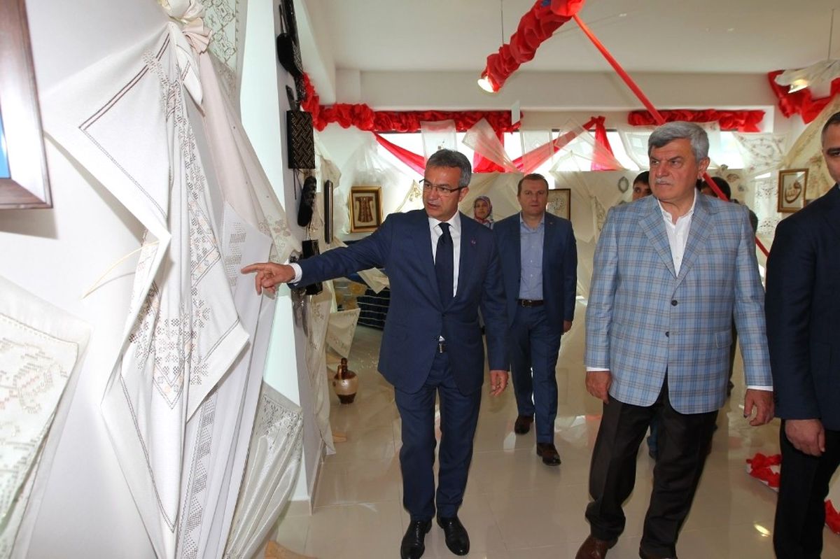 Gesmek Yılsonu Sergisi Açılıyor