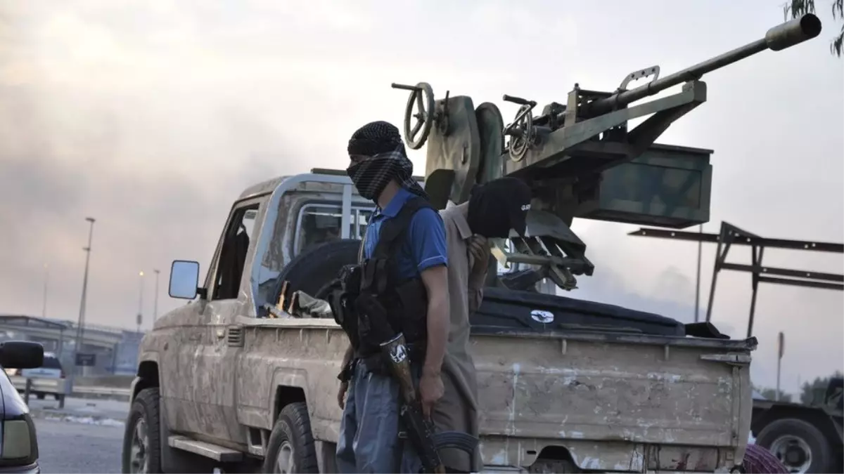 Işid \'Rus Ajanını İnfaz\' Videosu Yayımladı, Rusya İddiayı Reddetti