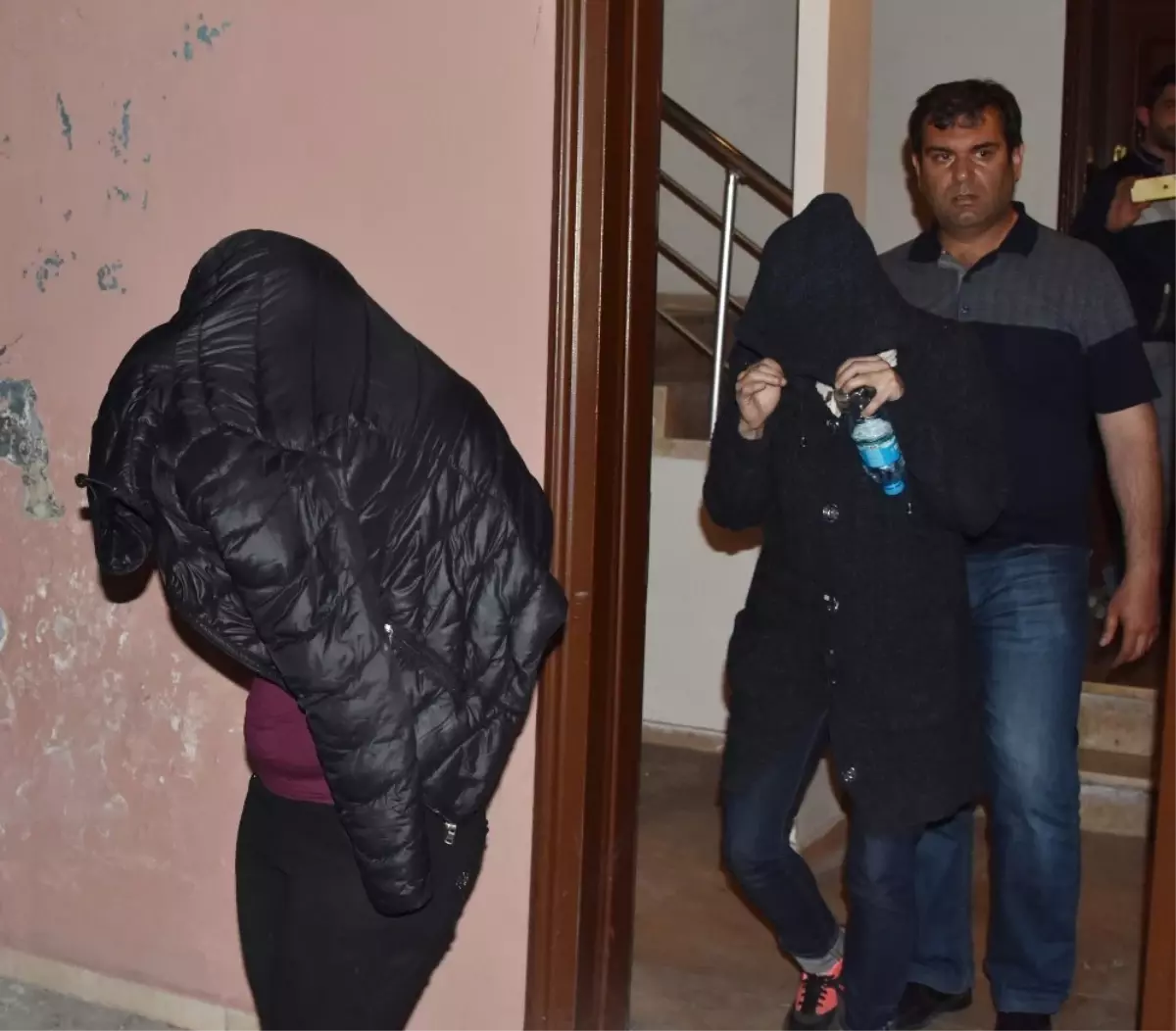 Konya\'da Fuhuş Operasyonu: 10 Gözaltı