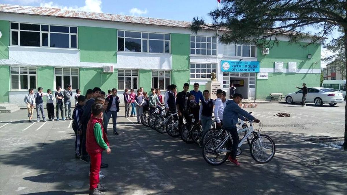 Kulp\'ta \'Bisiklet Kullanmasını Bilmeyen Kalmasın\' Projesi