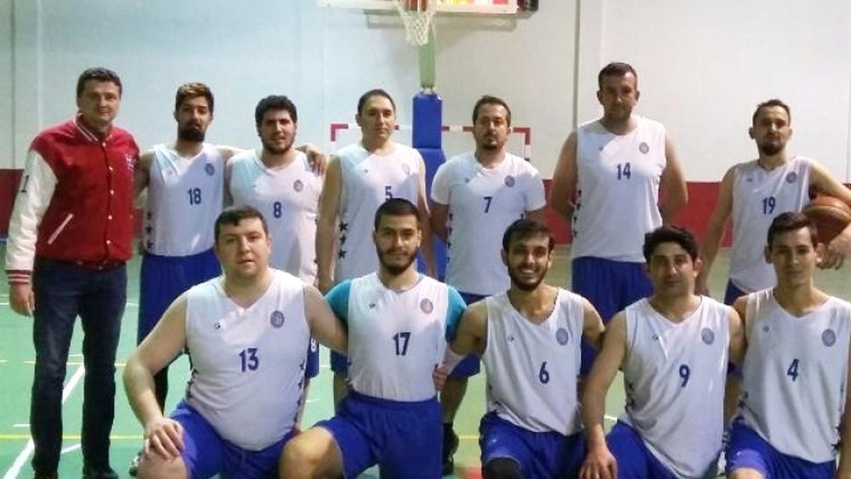 Kütahya\'da Tek İlçe Basketbol Takımı Emet Belediyespor