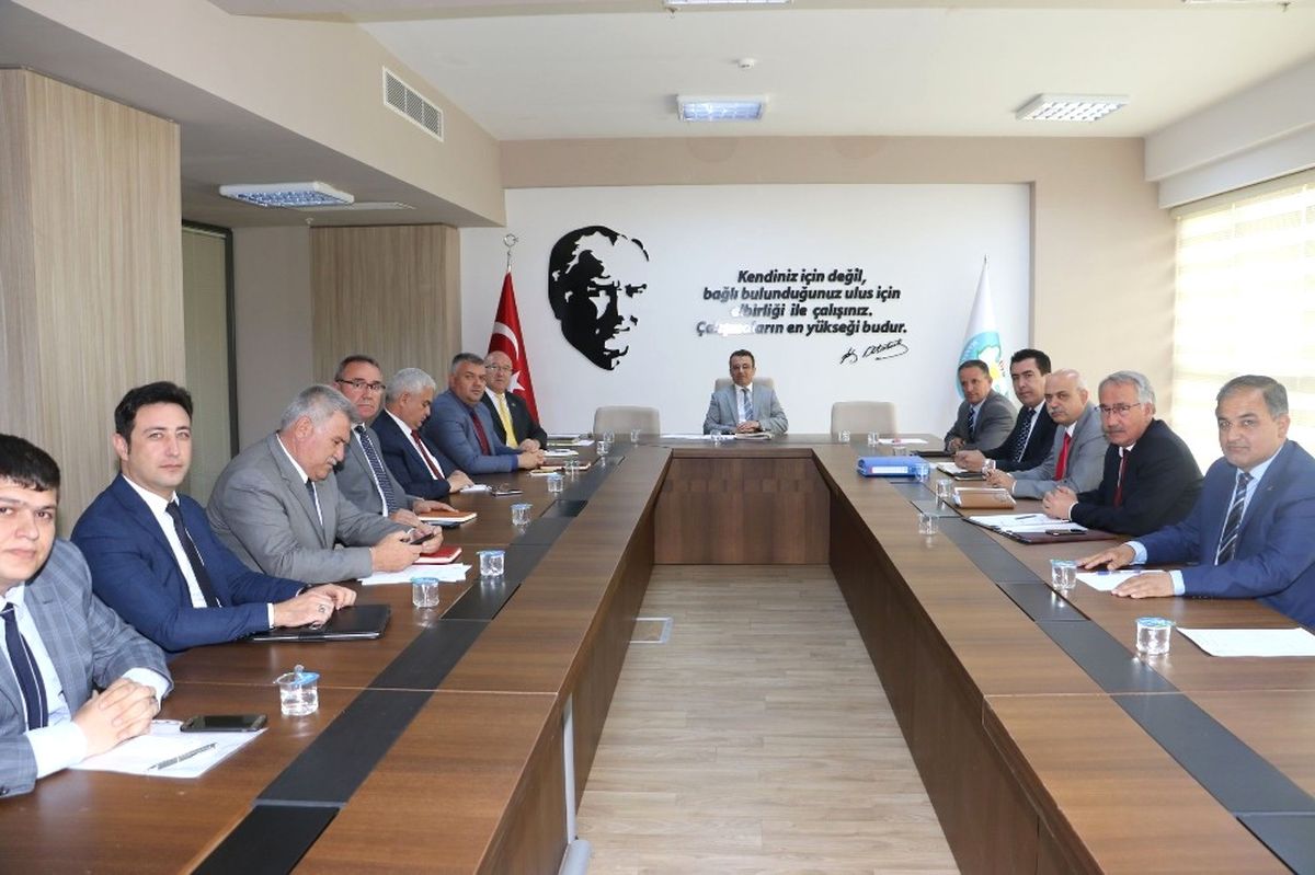 Manisa\'ya Değer Katacak Projeler Hızlanacak