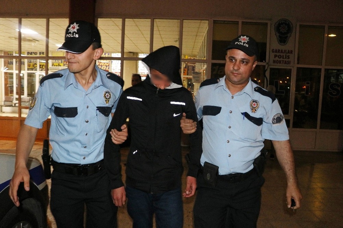 Sırt Çantasında 4 Kilogram Eroin ile Yakalandı