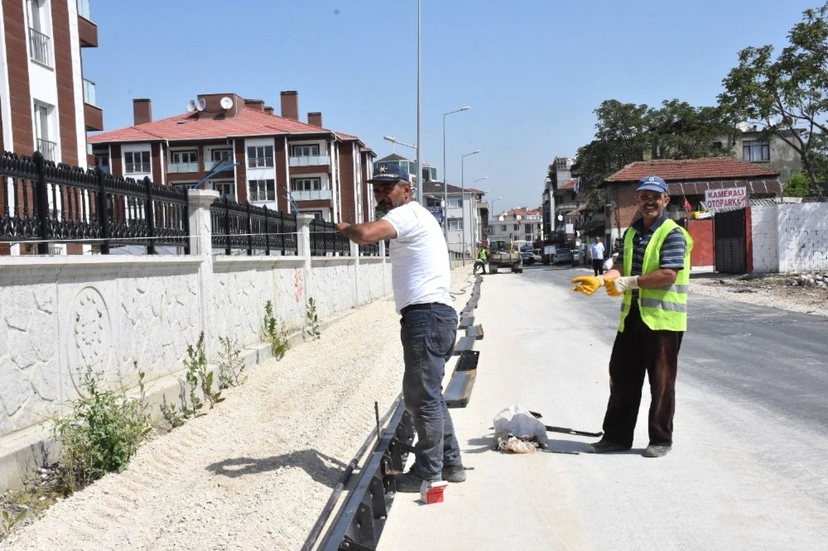 TOKİ Kaldırımları Yapılıyor