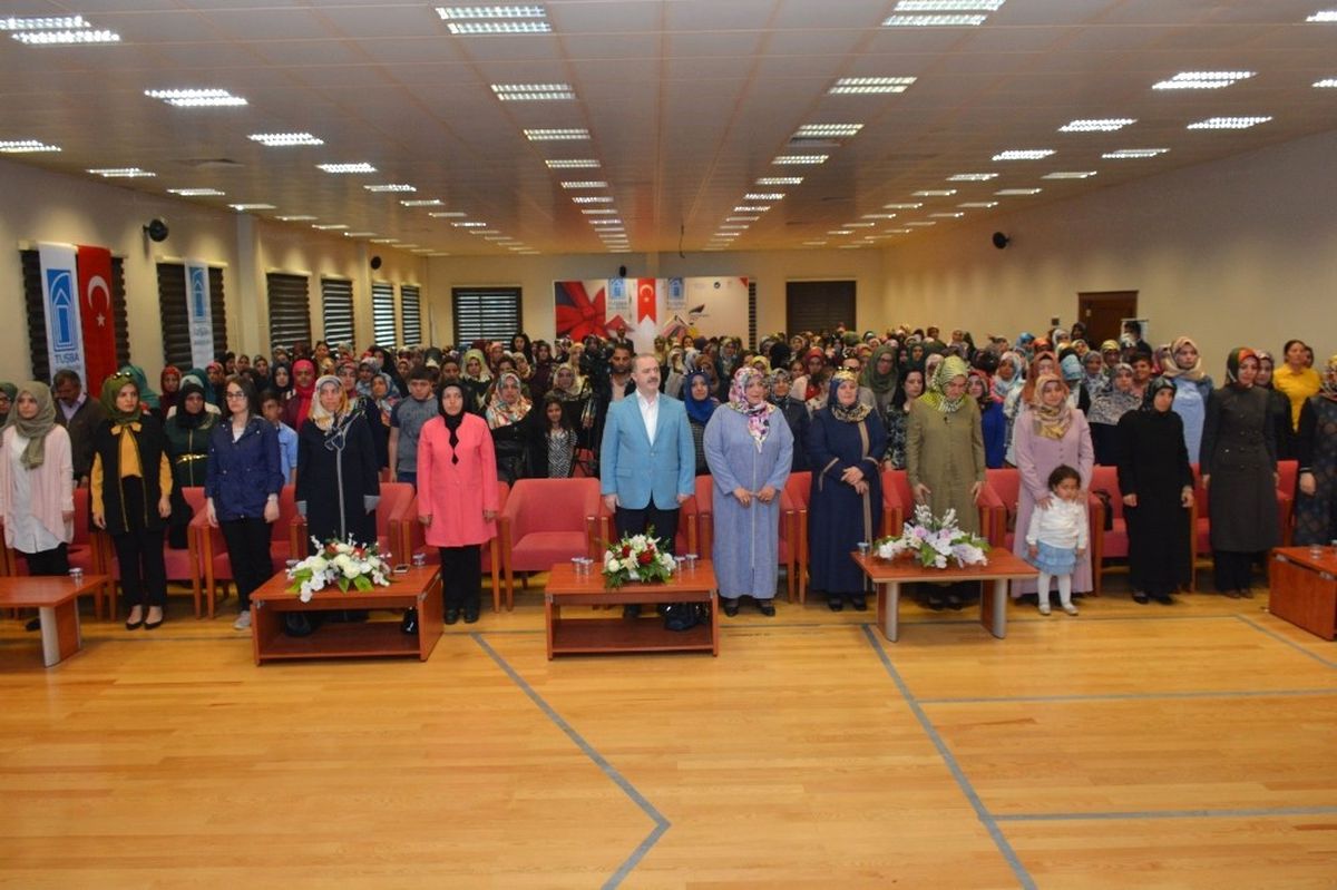 Tuşba Belediyesinden "Koşulsuz Annelik" Semineri