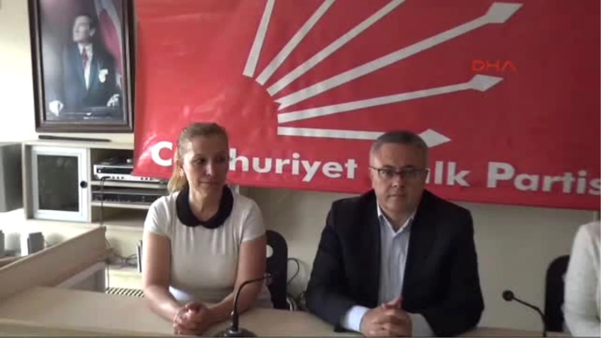 Uşak\'ta CHP\'liler Atatürk\'e Hakareti Kınadı