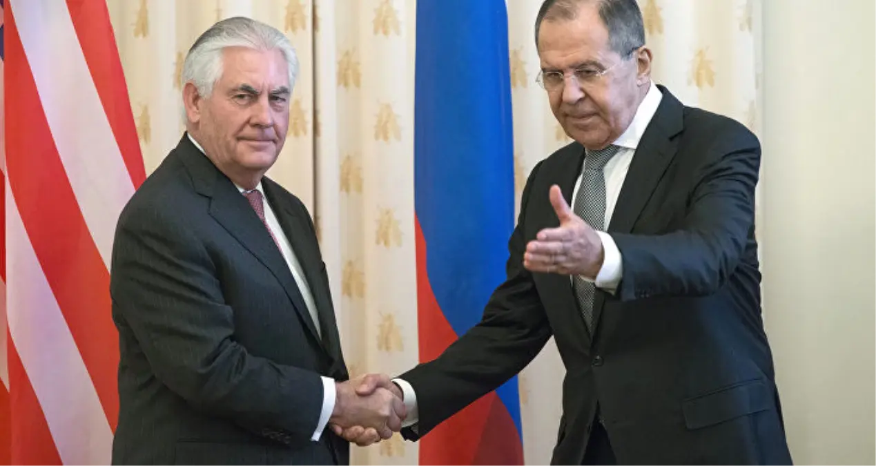 ABD Dışişleri Bakanı Tillerson, Rus Mevkidaşı Lavrov ile Görüştü