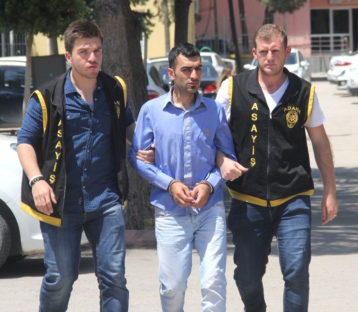 Adana\'da 3 Ayrı Kadına Yönelik Kapkaç Eyleminin Zanlısı Yakalandı
