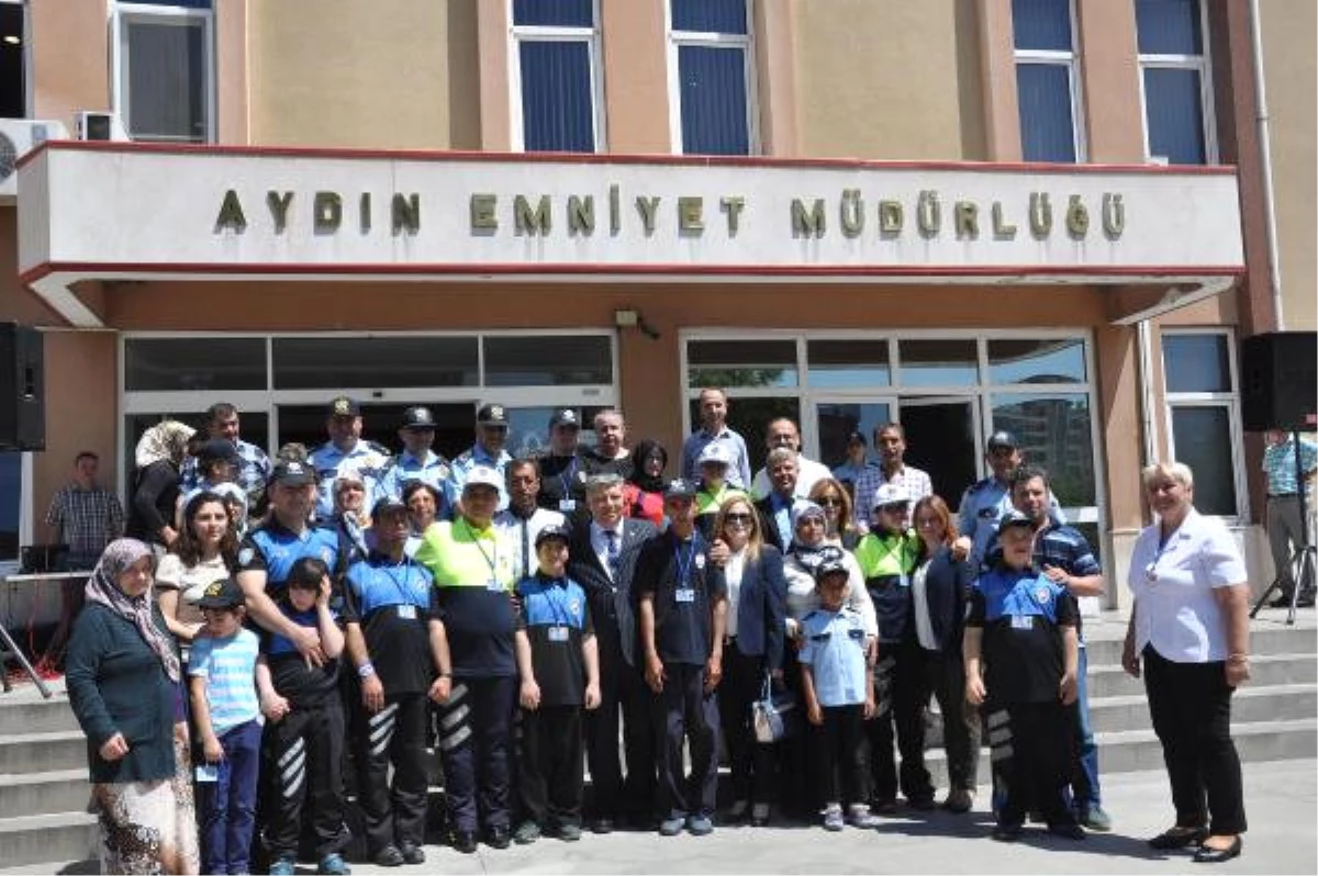 Aydın\'da Polis Olan Engelliler İçin Yemin Töreni