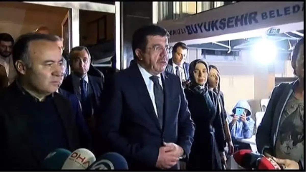 Bakan Zeybekci Hayatını Kaybeden Başsavcının Ailesini Ziyaret Etti