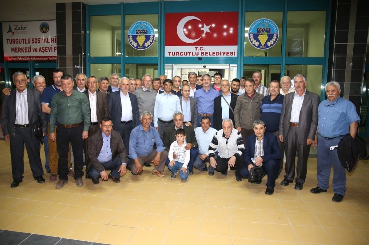 Başkan Şirin Mahalle Muhtarlarını Çanakkale\'ye Yolcu Etti