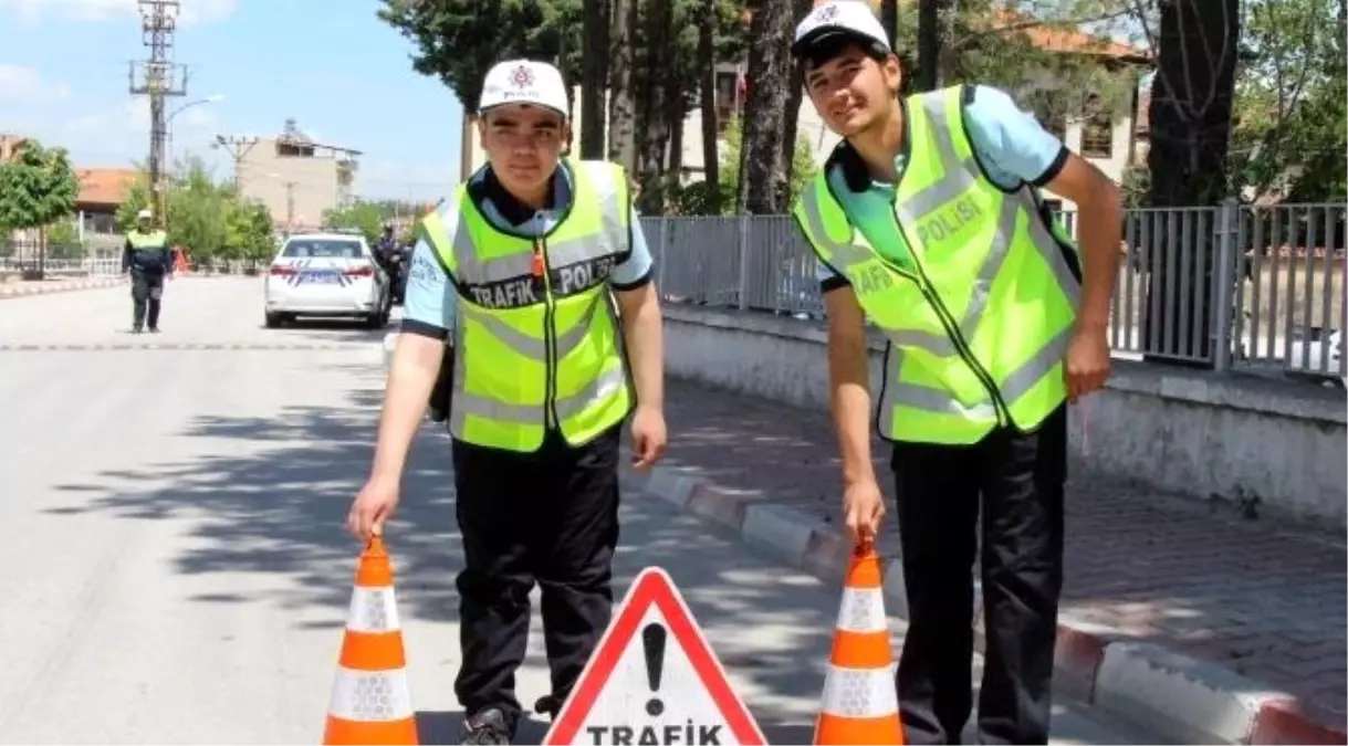 Bir Günlüğüne Polis Oldular