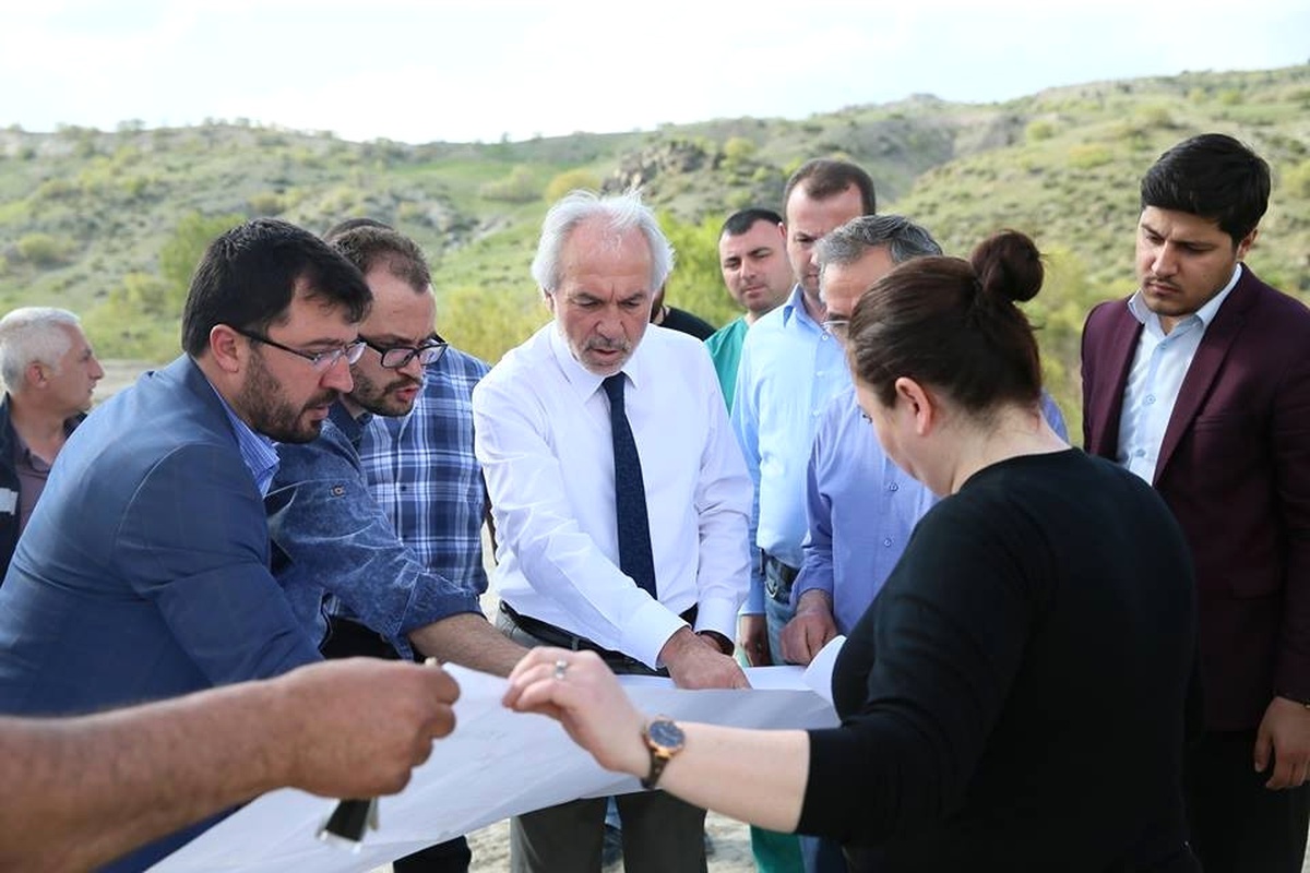 Bölgenin En Büyük \'Sokak Hayvanları Doğal Yaşam Merkezi\'nin İnşaatı Hızla Devam Ediyor