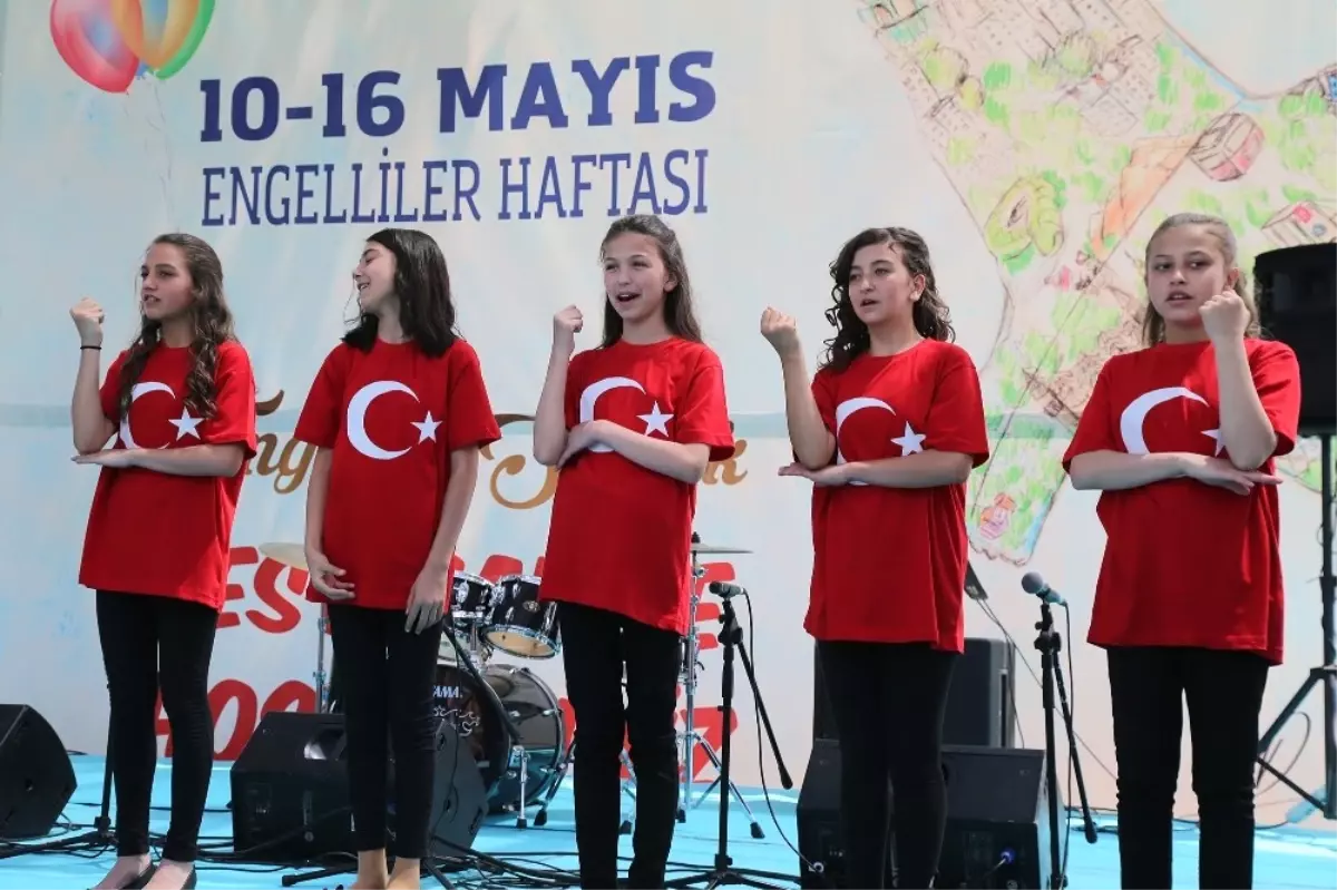 Bursa\'da "Engelsiz Sokak Festivali" Düzenlendi