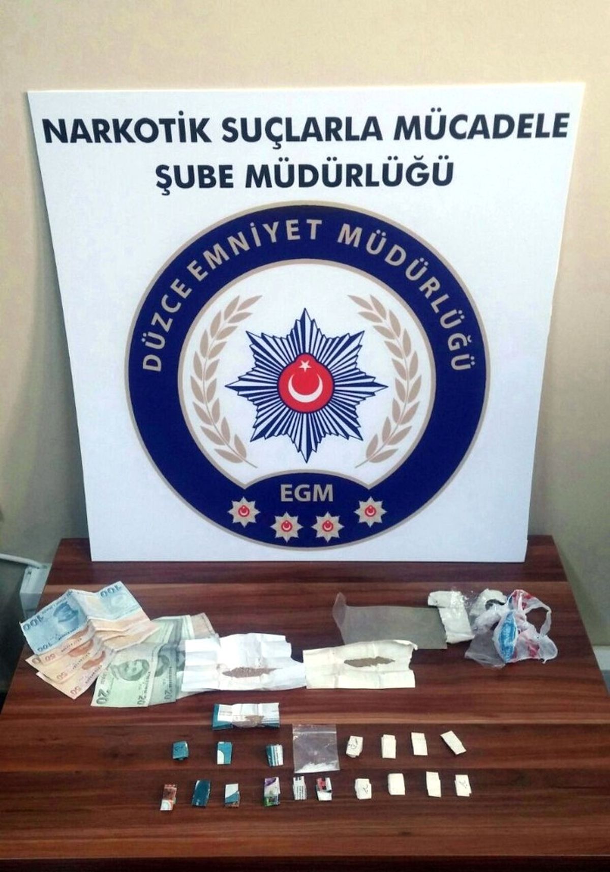 Düzce Polisinin Uyuşturucu ile Mücadelesi Sürüyor